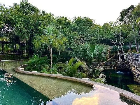 Villa Cozy Getaway Shared Pool & Cenote Access Playa del Carmen Сasa de vacaciones