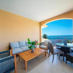  Сasa de vacaciones Surf 405 - Luxury Oceanview Beachfront 3 Bedroom With Gym - At El Faro